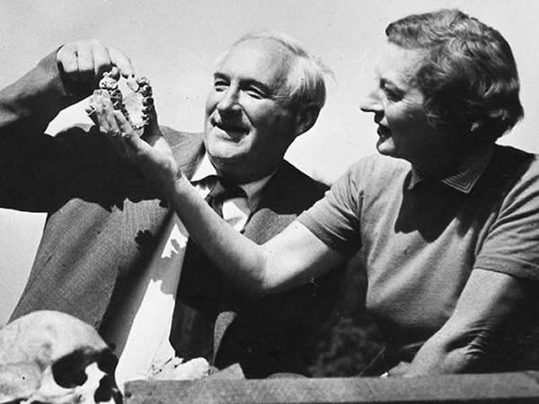 ������������·��˹���������еļ��ǡ������ˡ���ʯ