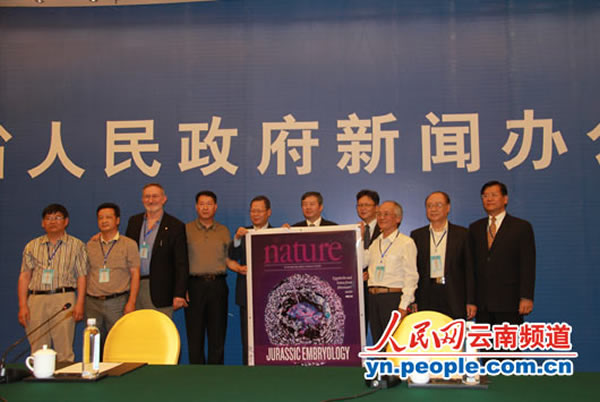 �о��Ŷӽ�����Ȼ���ڿ���־����ӡˢ�������͸�����ʡ�йز���