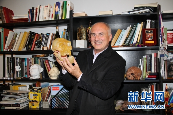 �����塤��������ݳ��ֳֵ�����������ͷ�ǻ�ʯ����Ʒ