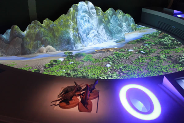 ������ģ�Ͱ���ָ������ͻ�����Ӧ��3D��������