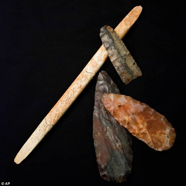 ��ؼ���������ӡ�ڰ��к��������ھ��Լ12,600��13,000��֮��ı����޿���ά˹�Ļ�ʱ�ڡ�