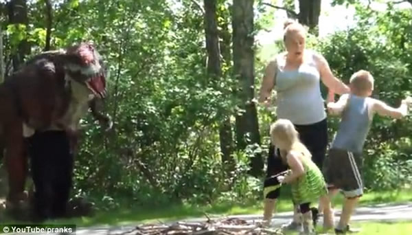 �������Ӱ硰������������·����Ƶ�ߺ�