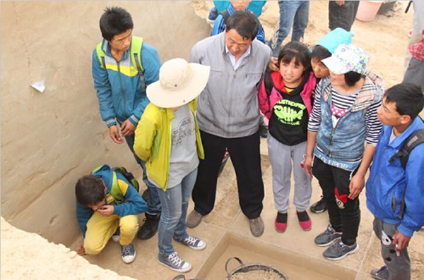 ���Ŷ�Ա�뺢���ǻ���