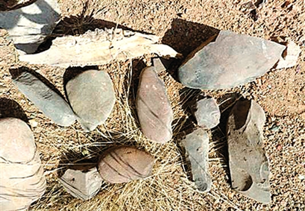 ��Ѩ�ڵ��Ļ����