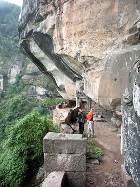 ��ǰ���ֵĿ�����ӡ�Ͳ�����һ�����ϵĺᶴ��