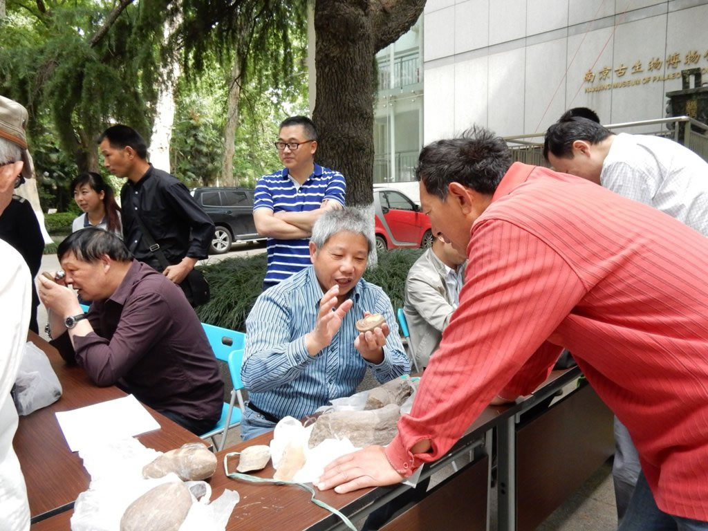 �й���ѧԺ�Ͼ����ʹ������о����ٰ�ھŽ컯ʯ���ͻ�