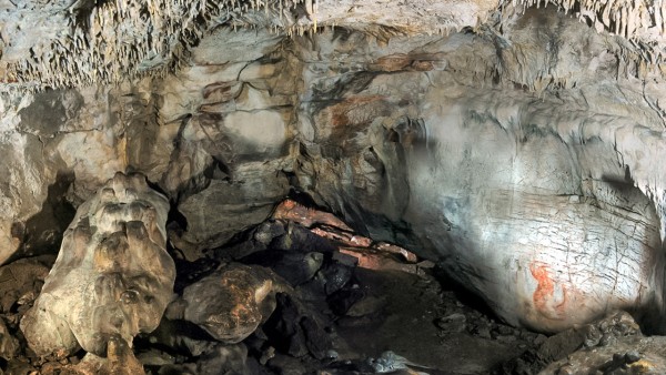 �����Grotta Paglicci��Ѩ�о���������2.5����ǰ�Ϳ�ʼ������Ƭ