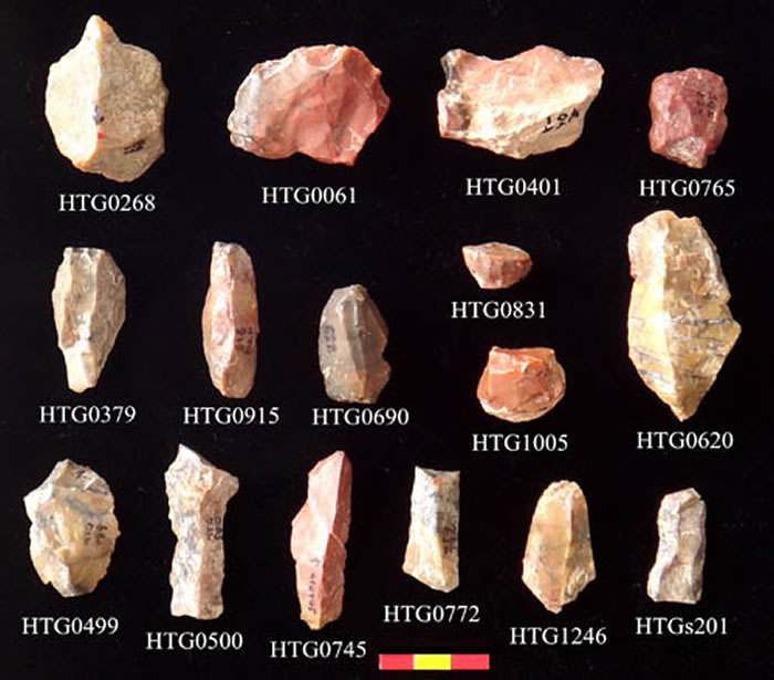 ͼ4 ��������ַ������ʯ��Ʒ (���湩ͼ)