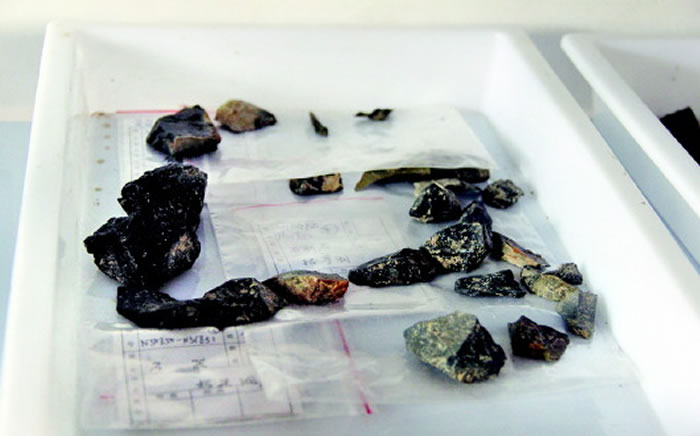 �ⷿ�ڷŵ�1.7����ǰ�Ĺ�������Ƶ�ʯ��