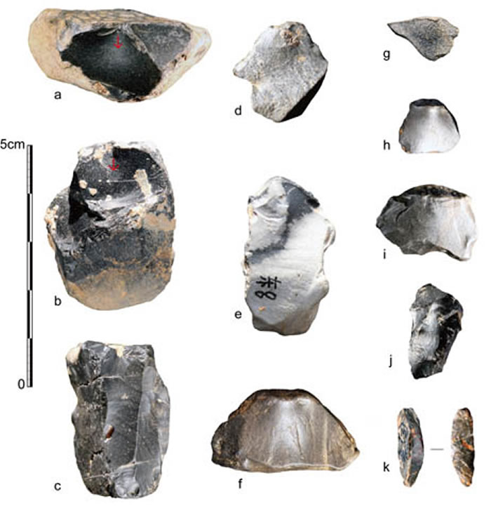 ���Ƕ���ַ���������ʯ�˺�ʯƬ����ƹ�ͼ��