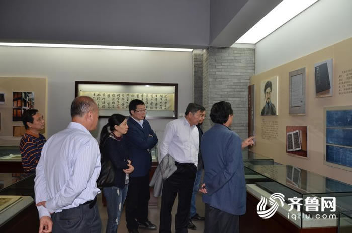山东省文物局领导一行到潍坊调研古生物化石保护工作