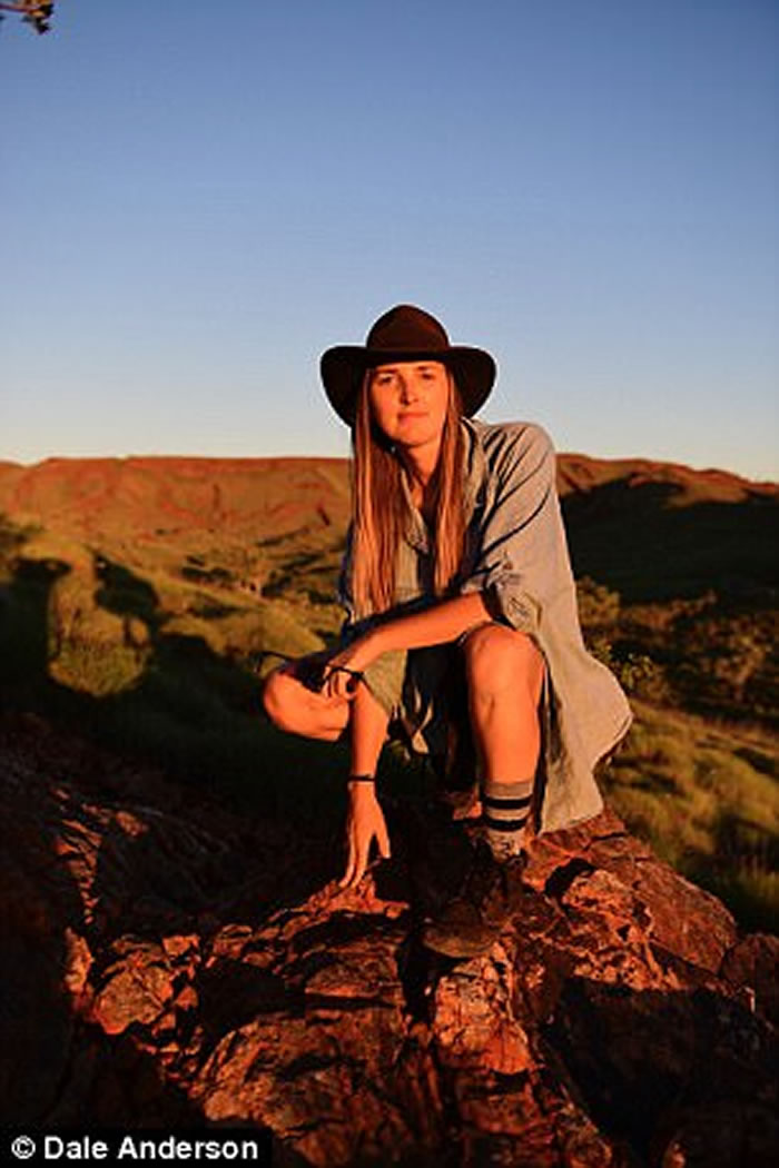 �Ĵ����ǵĵ���ɪ���鷢��34.8����ǰ��΢���ﻯʯ �����п�����Դ��½�ض��Ǻ���