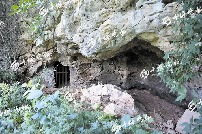 ������λ������������������룬�����ھ����Լ60����ǰ�Ĺ����໯ʯ��