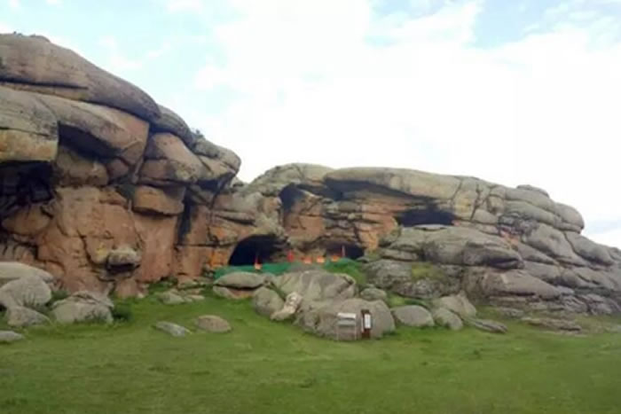 �½���ͨ�춴����ʯ��ʱ����ַ