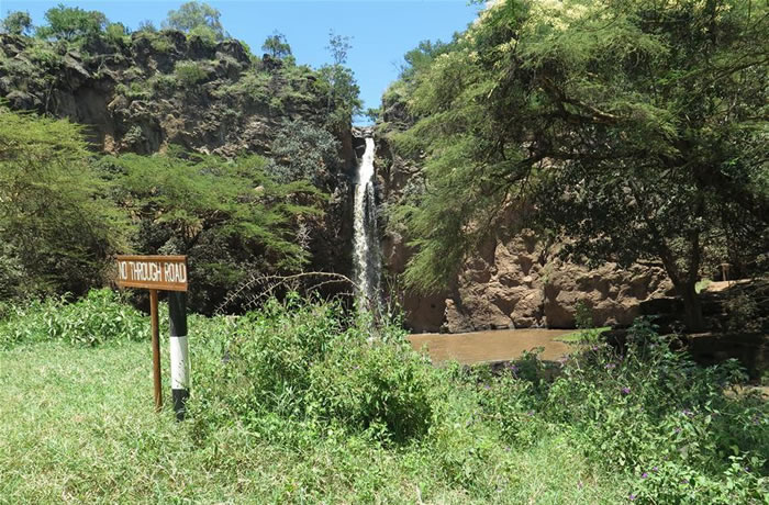 �����й�����ѧ���ڿ������ɿ�³���꿨�����ٲ��������ֵľ�ʯ���ص㣨10��4���㣩��