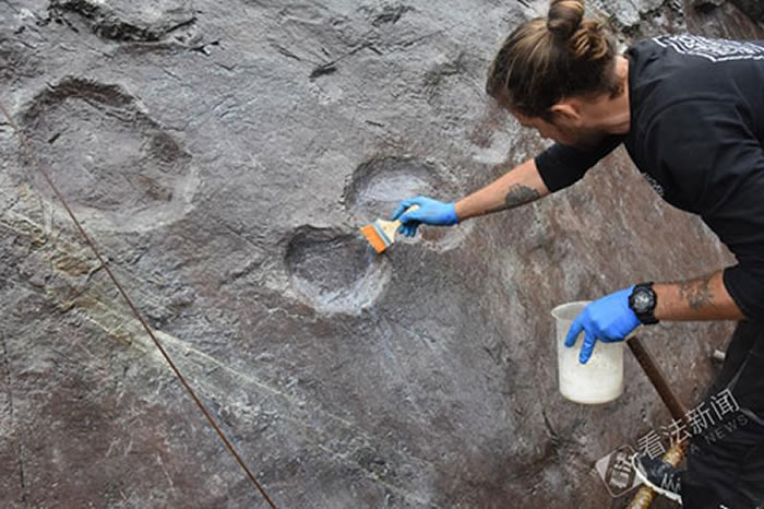 ���ר�Ҷ�����������ʹ�԰��170��������㼣��ʯ���С�������