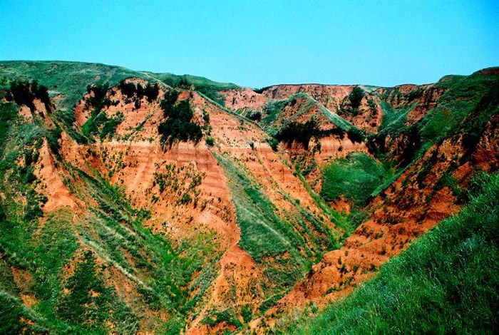 �й�����ʡ�������ϳ¾�ʯ����ַ����-���������澰��