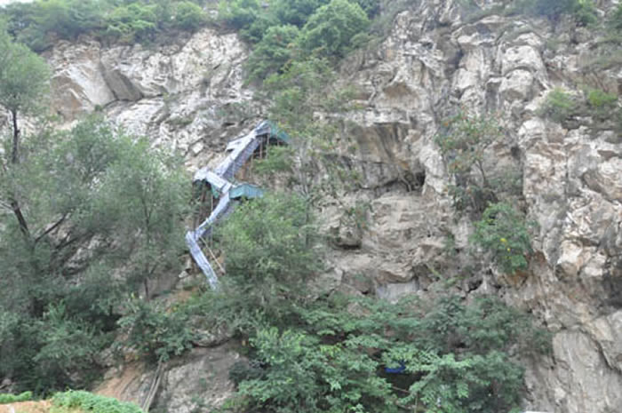 �����ﴨ��Ҷ���������ַ�⾰������ϼ��ͼ��