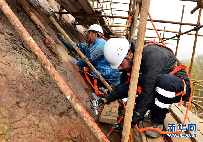 10��15�գ�����ϣ����˹��˹������ʹ�԰�ı���ר������˹���������տ�˹���ң��������˹����������˹�����ڶ���������㼣��ʯ���б����� �»������ ������ ��