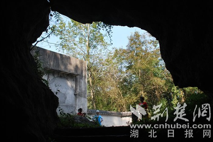 �����ص����ﱣ����λ����ʼֱ������ַ�����Ʊ������������