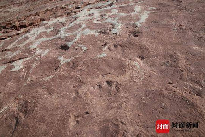 ��ɽ���Ѿ����ٴη��ִ��ģ�����㼣��ʯȺ