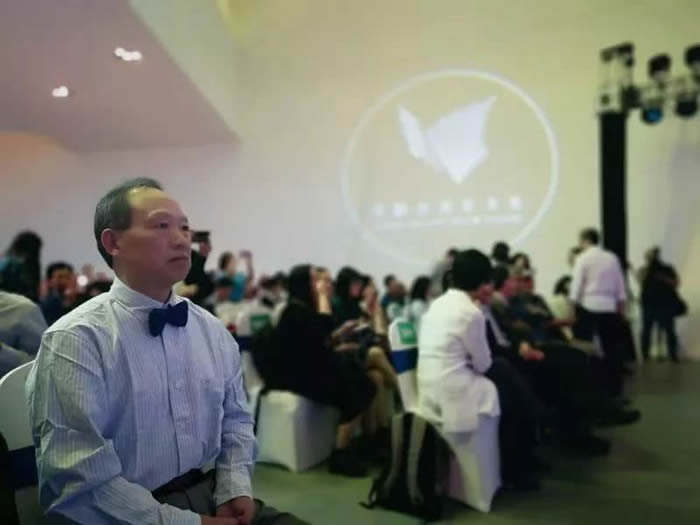 文艺范的古生物学家——苗德岁