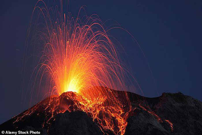 二叠纪—三叠纪灭绝事件又被称为“大死亡”,引发该事件的是西伯利亚的一次持续了将近100万年的大规模火山喷发