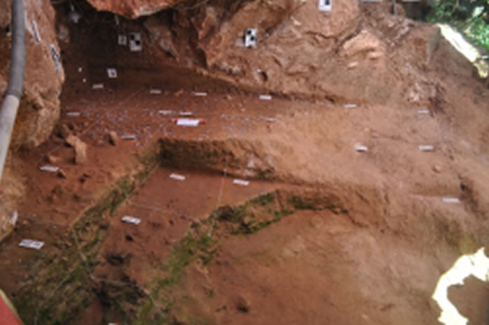 ����ʡ�ﴨ����Ȫɽ������ǰ˭����������