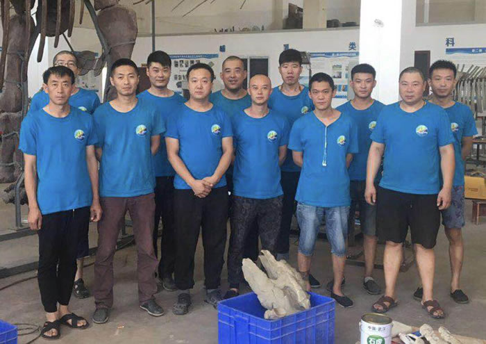 �������Ļ�ʯ�޸��Ŷ�