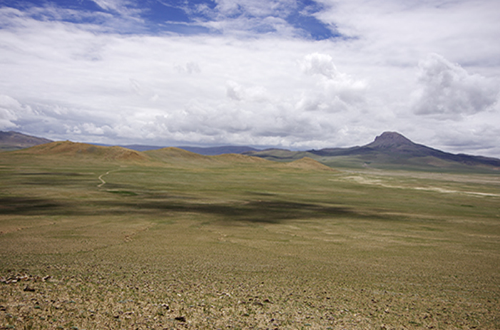 发现西藏尼阿底古人类活动遗址 将人类首次登上青藏高原的历史推前到4万年