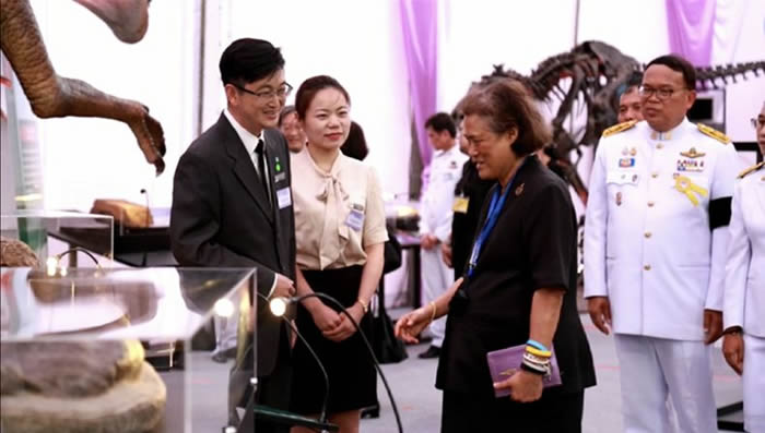 “亚洲恐龙大展——恐龙重生”在泰国诗琳通博物馆隆重启幕