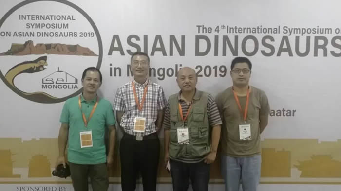 �й�����ѧ�߸��ɹŲμӵ��Ľ����޿�������ѧ�����ֻ�