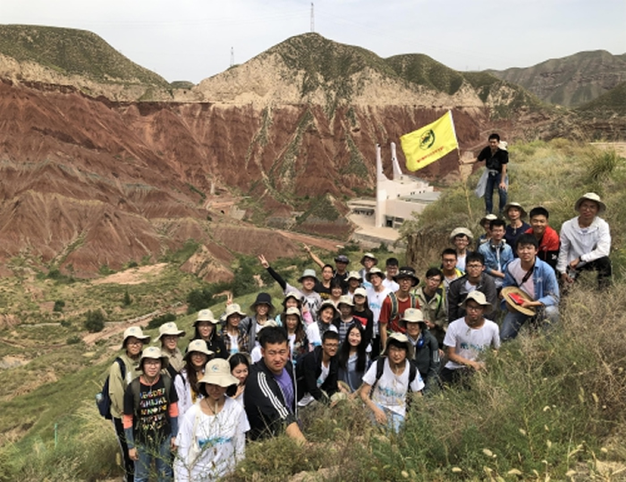 ���߽����������п�Ժ�ż�׵���ڰ˽�����Ӫ���ڸ���ʡ�����ؾٰ�