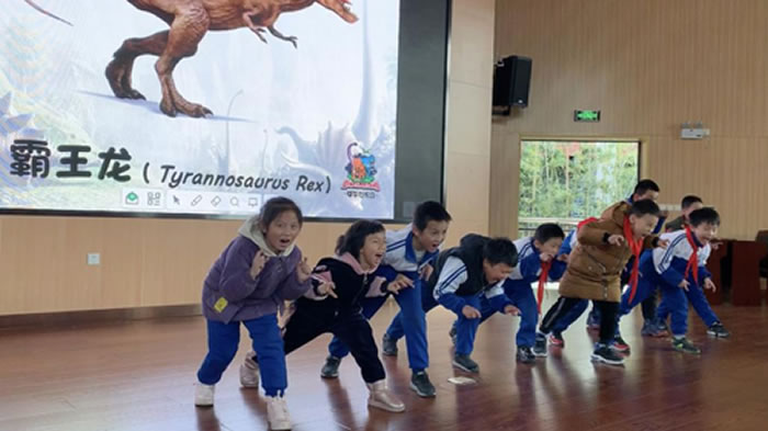 �й����ʴ�ѧ�ݷ���ݾٰ조������������ѧ��ϵ�й�����ս���