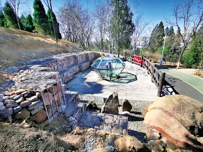 ɽ��ʡ��Ȫ����ɽ��԰�Ļ�ʯ����԰���