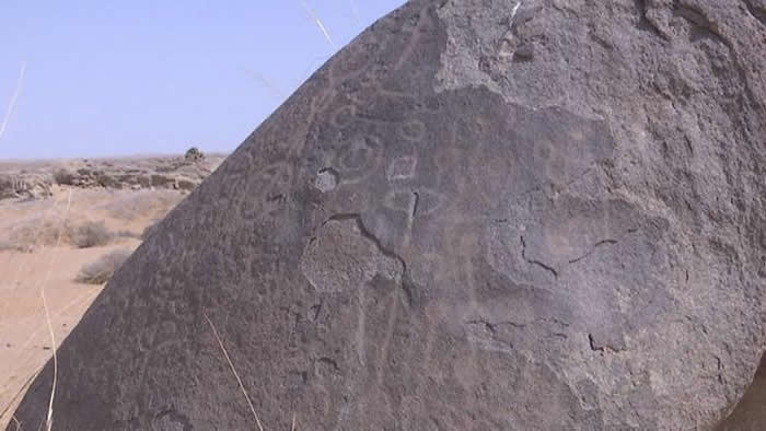 ���ɹŰ��������찢���ڰ���������պ��²龳���·��ֲ����ո��������һ�Ⱥ��ַ