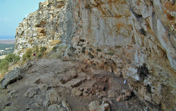 �����������־������ɫ�����о���Ϊ�����п�����20����ǰ�ı���ʱ���߳�����