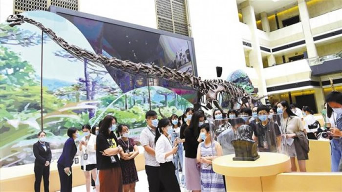 �����̡������㵽�˵�����֮�á�չ�������ڲ������ʷ���׹ݿ�Ļ