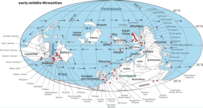 ͼ1 ���ռͺ�������-���ں����ر�����Ⱥ��ȫ��ֲ�