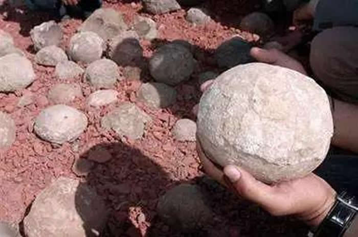 ï����������ʯ