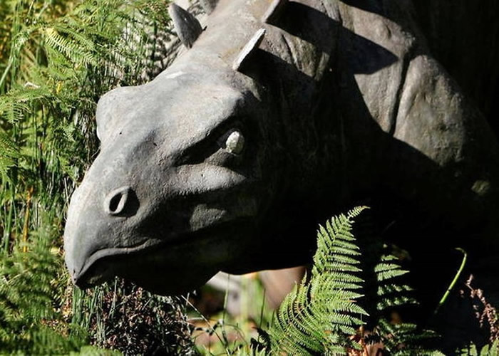 ��ǡ����ָ��ʯ������٪�޼�ʱ���Ľ�����ͼ����