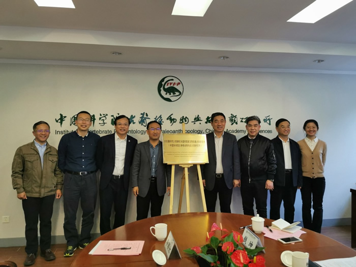 ����ʯ��ʱ�������ݻ����Ŵ�����������ص���л��ء� ��ʽ����