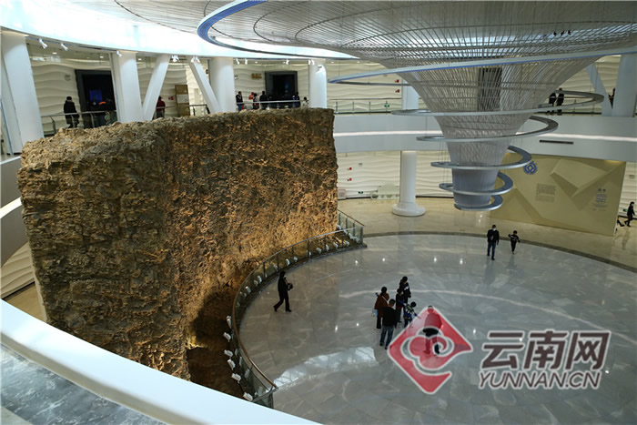 ���ϳν���ʯ����Ȼ������ѳ�Ϊ��������ԵĿ��ջ���