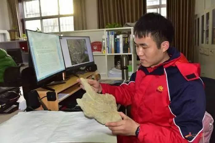 �Ӱ��������������㼣��ʯ