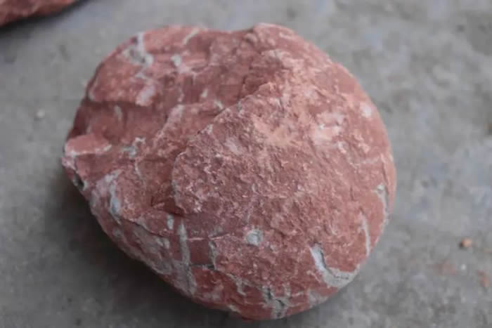 ����������һ�ط��ֿ�������ʯ