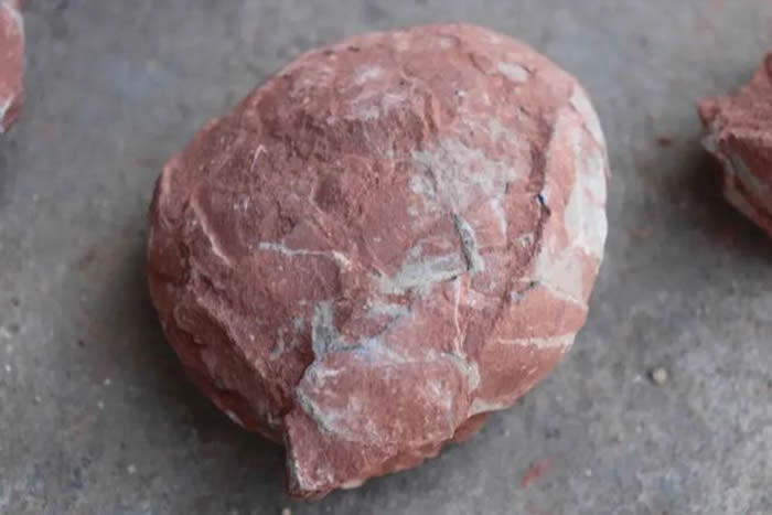 ����������һ�ط��ֿ�������ʯ