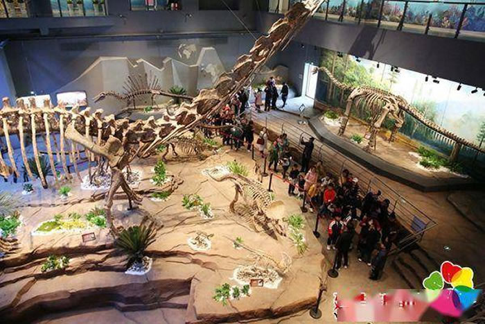 �Ӽ�ñ��ɽ���������Ļ����η羰���������������Ӫ����