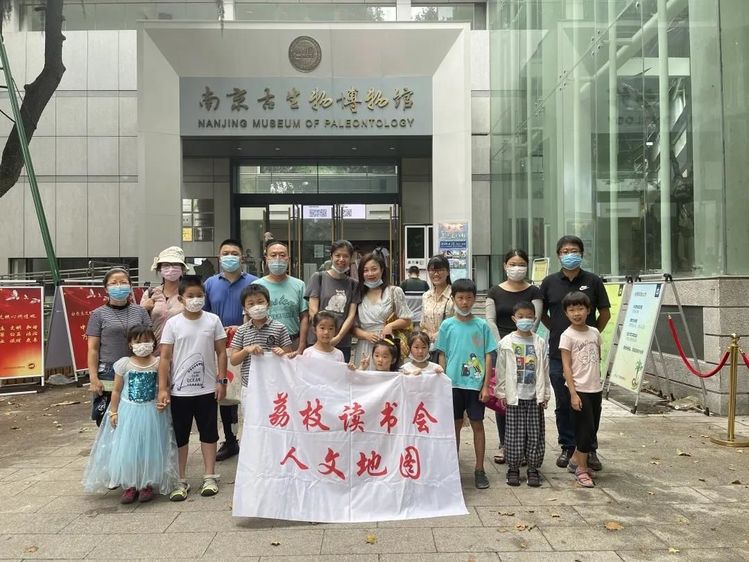 ����֦����ᡤ���ĵ�ͼ�������Ա�߽��Ͼ������ﲩ���