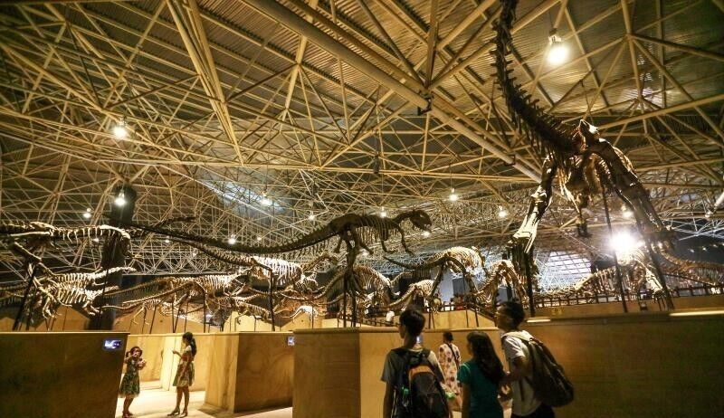 �ԡ�����Ϊý���Թ�Я�ֳ��۴��조����̽��֮�á���Ʒ������·