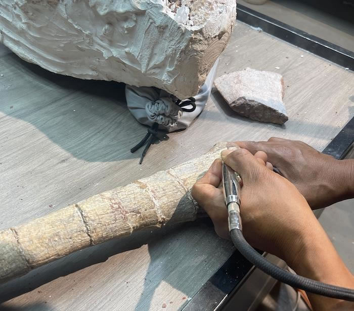 �޸��ֳ���ʯ������˵������ԭ������Ҳ��á���׵����